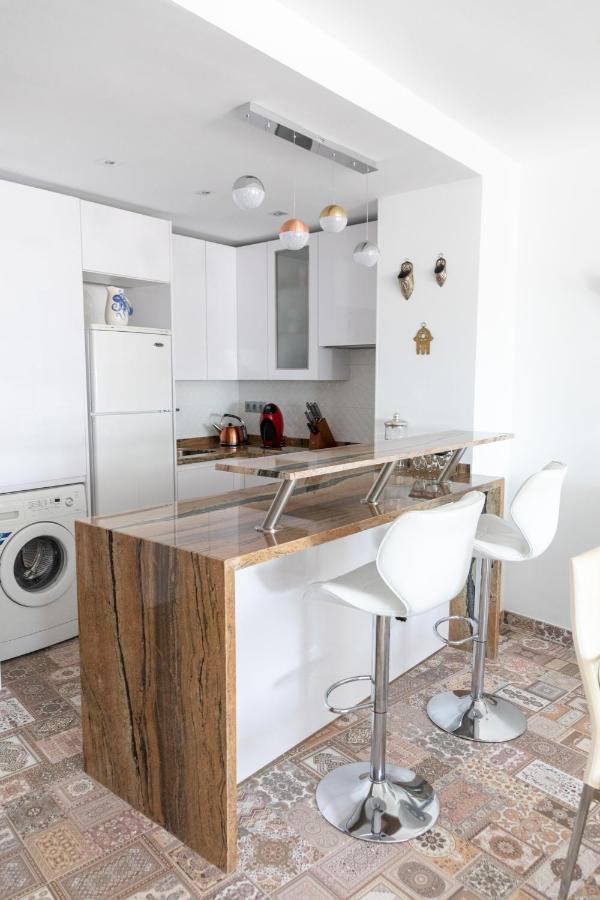 Apartamento Puerto Deportivo เอสเตโปนา ภายนอก รูปภาพ
