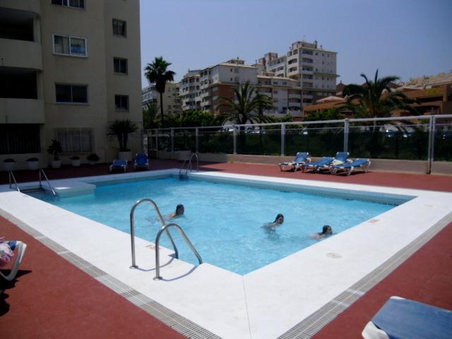 Apartamento Puerto Deportivo เอสเตโปนา ภายนอก รูปภาพ